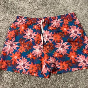 The No Faunas Just Floras 5.5"
XXL